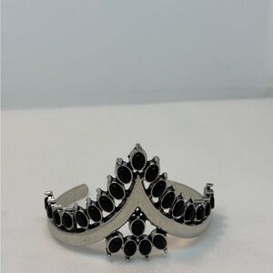 Elegant Silver and Black Tiara Bracelet